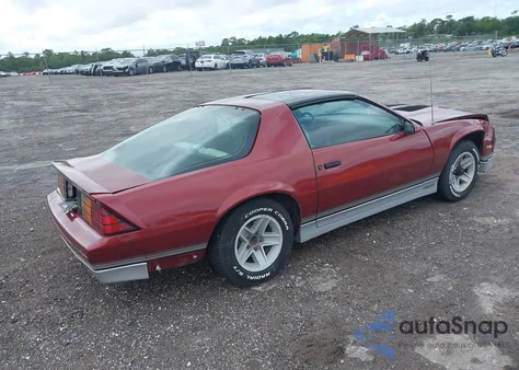 1987 Chevrolet Camaro из США, поврежденный, VIN 1G1FP21H4HN112510